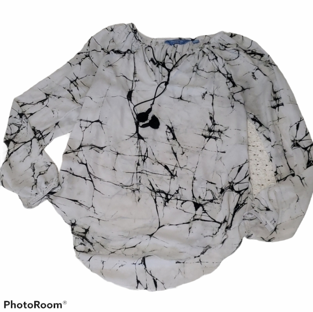 Simply Vera Wang Abstract Sheer Tassle Blouse sz S